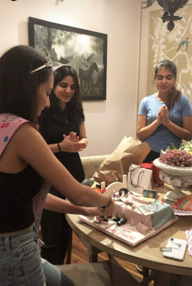 Aaliyah Kashyap's pictures