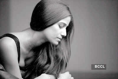 Poonam strips to show her bikini!