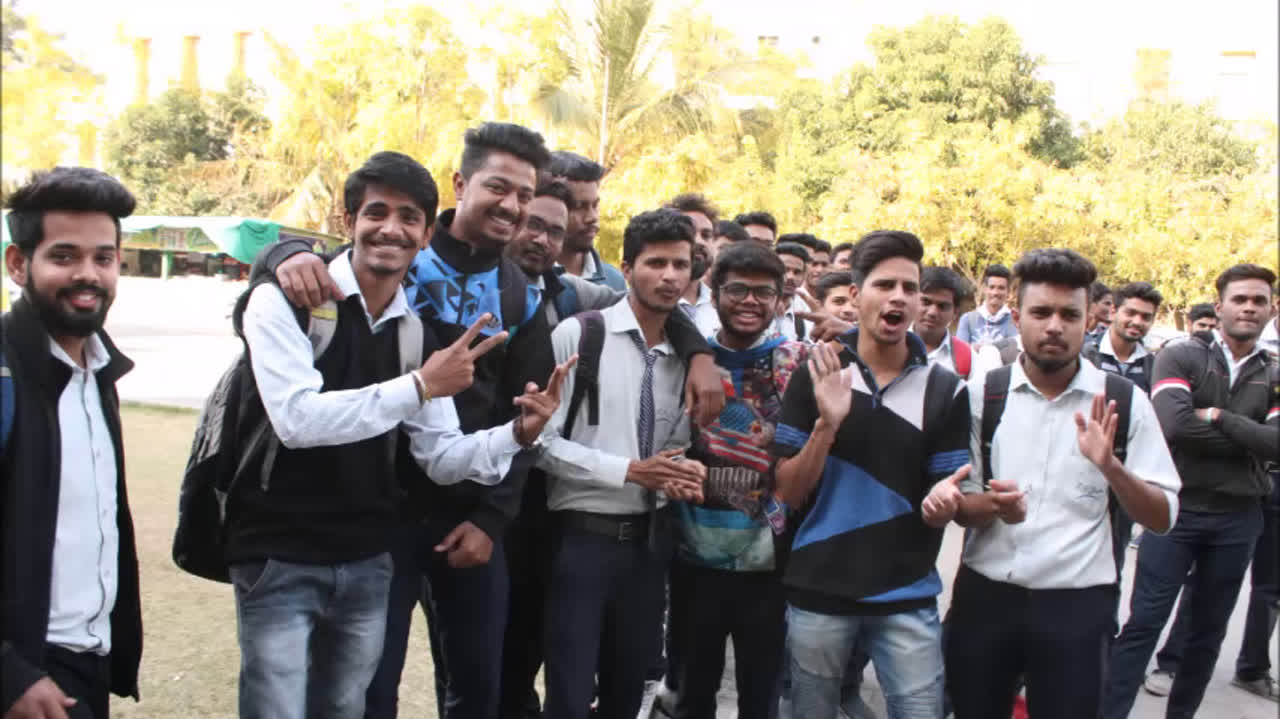 Students give their best shot