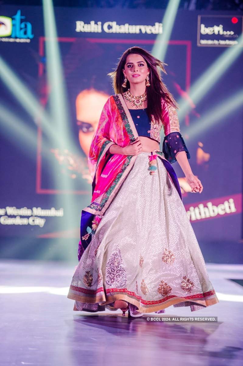 The Stars walk fashion show for #bewithbeti