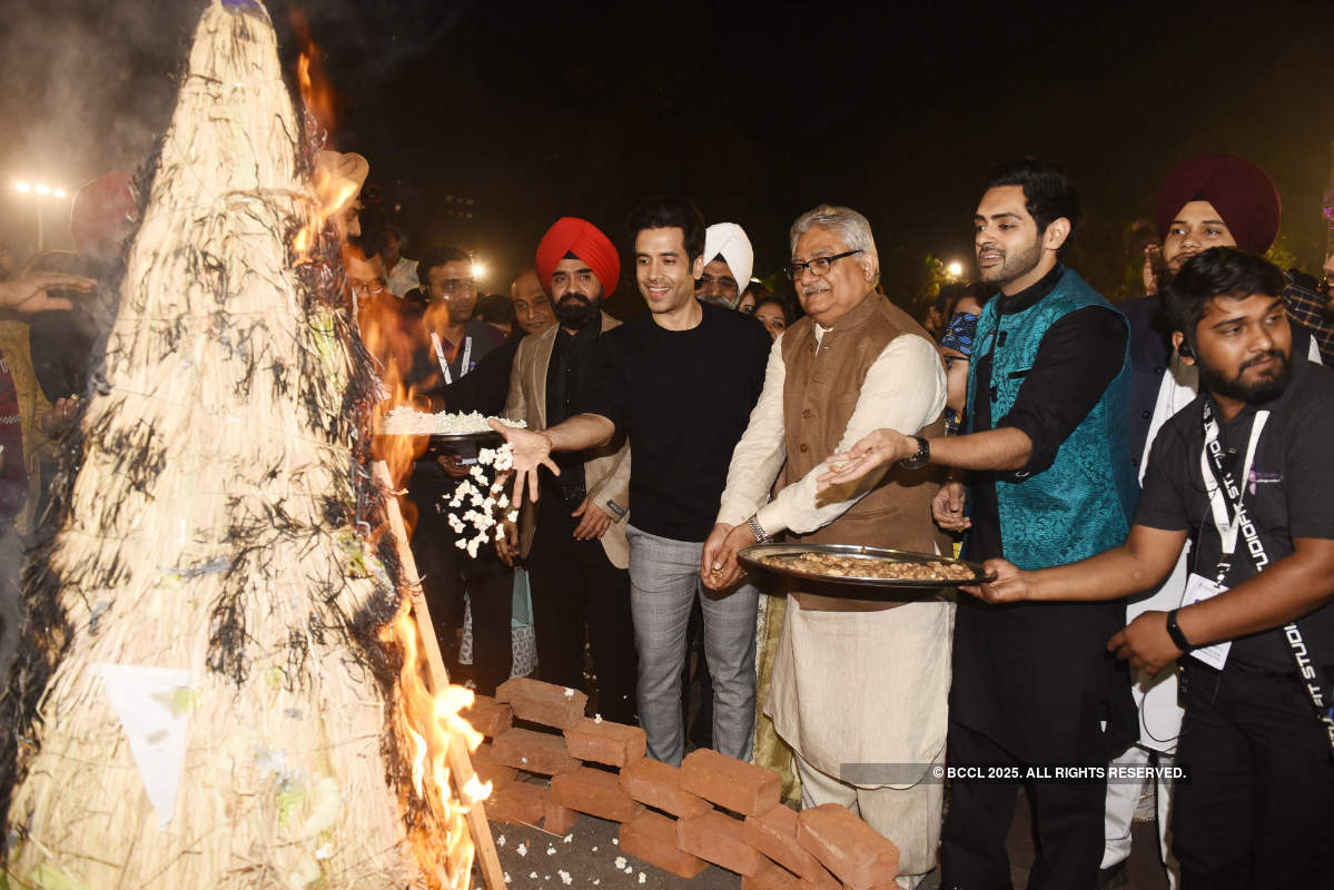 Rajkummar Rao, Aparshakti Khurana and other celebs celebrate Lohri at an event