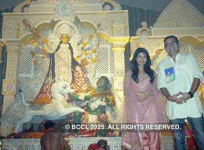 Celebs @ 'Durga Puja'