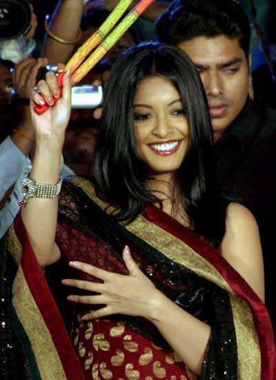 Stars at 'Navratri celebrations'