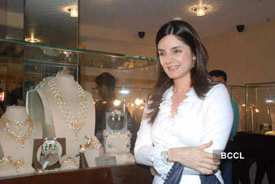 Farah Khan's Jewellery store