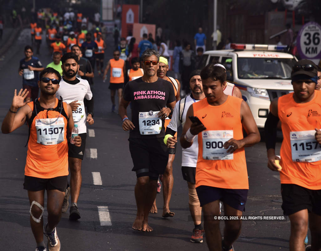 Celebs flag off Mumbai Marathon 2019