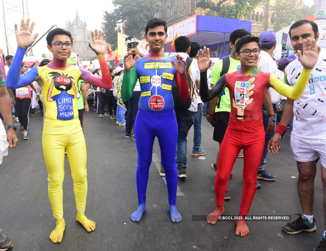 Celebs flag off Mumbai Marathon 2019