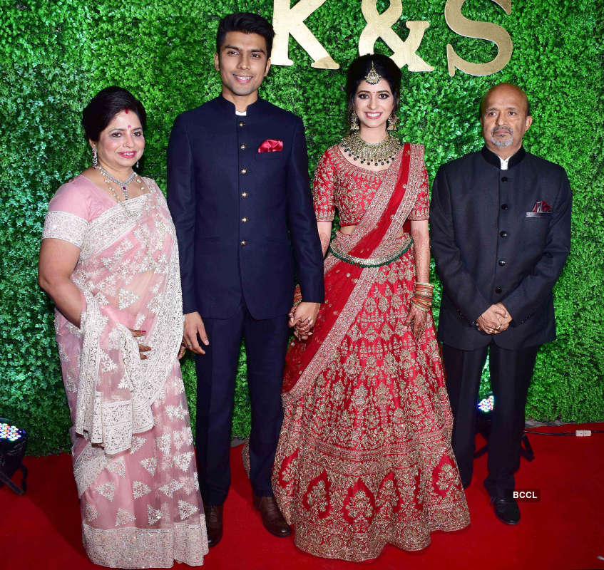 Amitabh Bachchan, Anil Kapoor and other celebs attend lyricist Sameer Anjaan's daughter's wedding reception