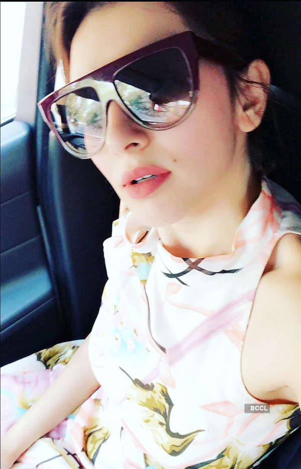 Hansika Motwani lands in controversy after her private pictures get leaked!