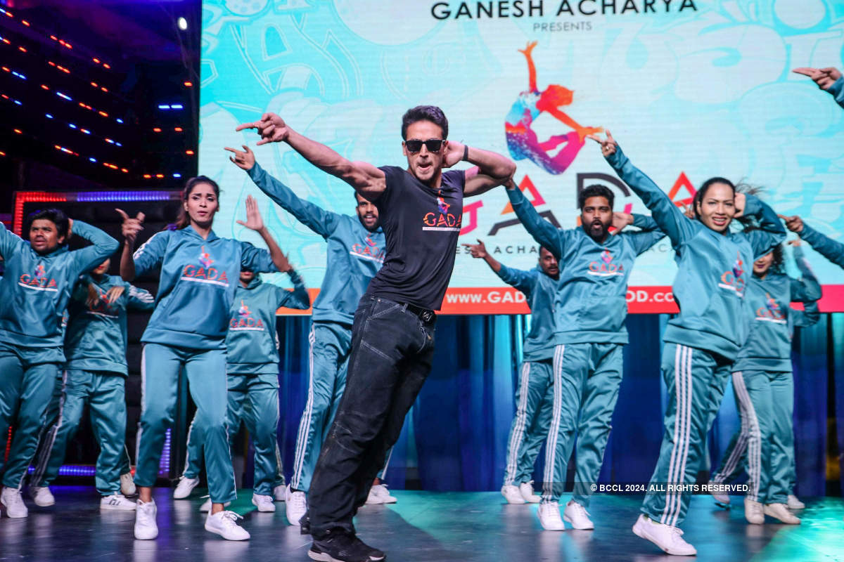 Tiger Shroff and Ganesh Acharya show off their cool dance moves during ...