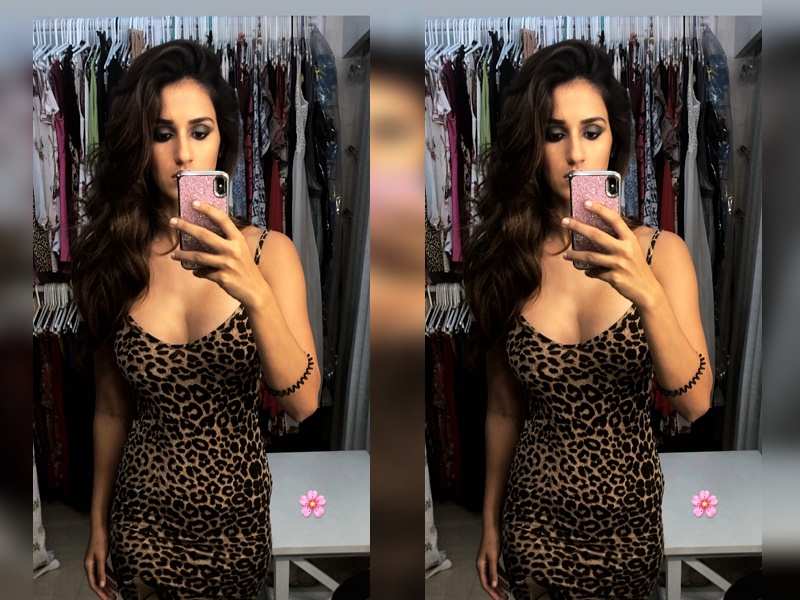 Photo: Disha Patani looks absolutely stunning in her plunging animal  printed outfit