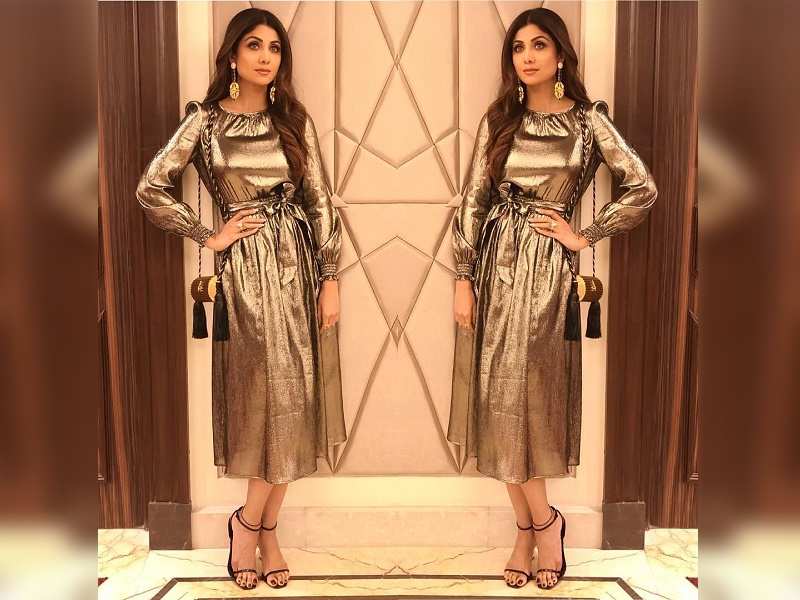 ​Photo: Shilpa Shetty looks mesmerising in this glittery outfit