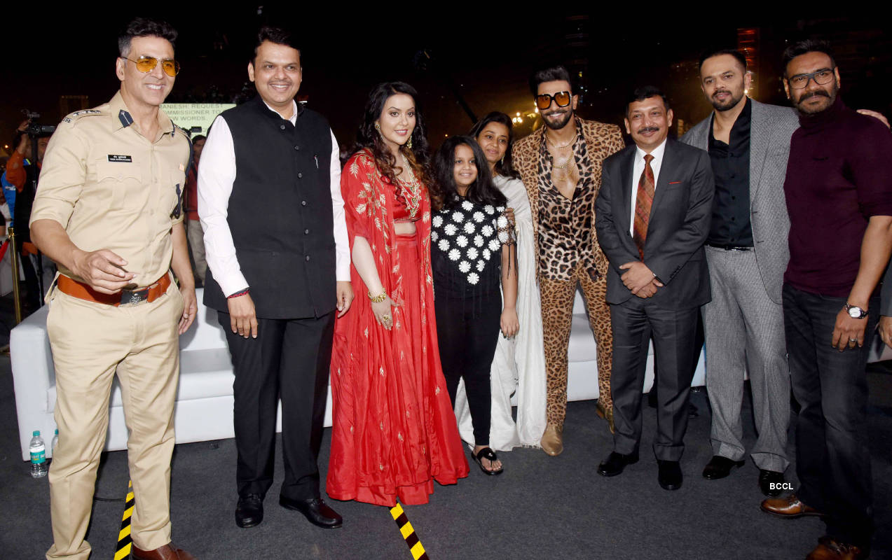 B-Town celebs attend 'Umang 2019'