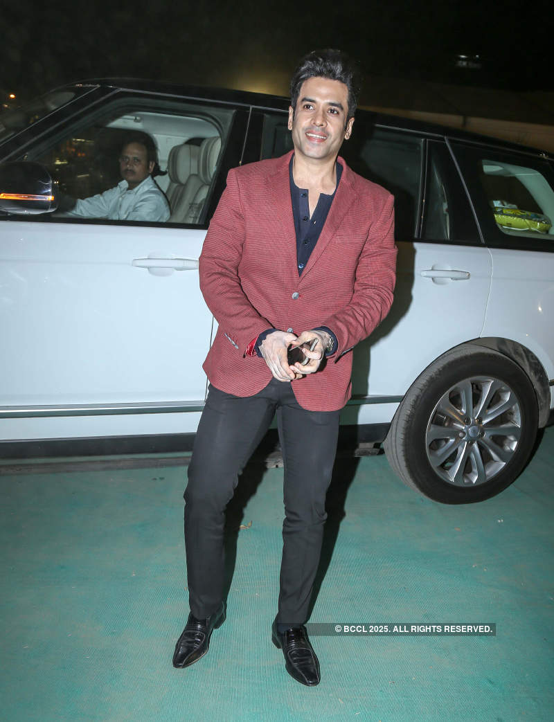 B-Town celebs attend 'Umang 2019'