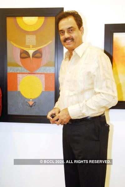 Vijayraaj Bodhankar's art exhibition