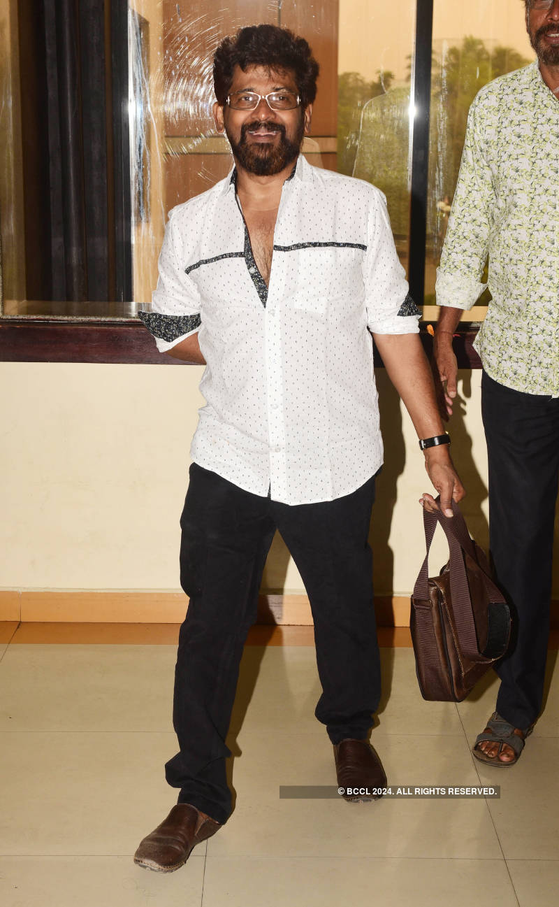 Celebs attend muhurat of director Kamal's movie 'Pranaya Meenukalude Kadal'