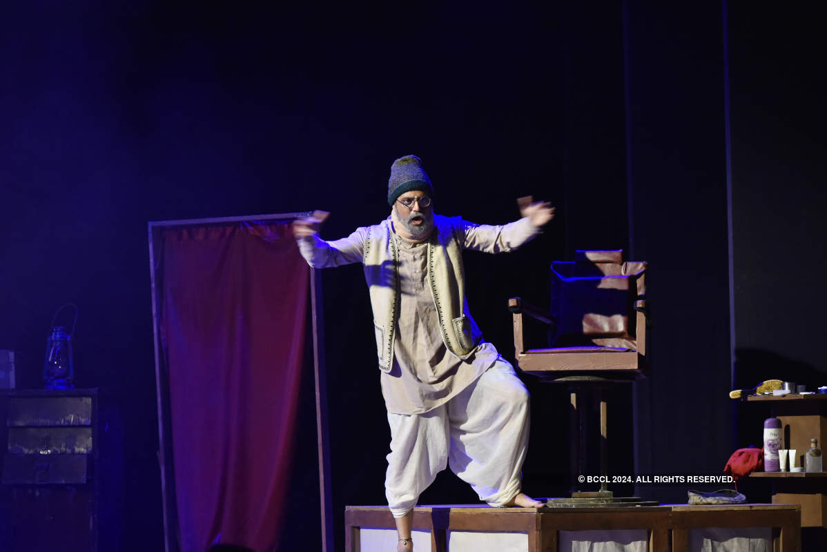 Puneites pull an all nighter, for the love of theatre