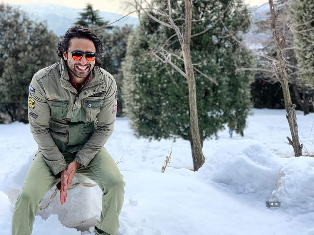 Shaheer Sheikh vacays in snow-clad Kashmir