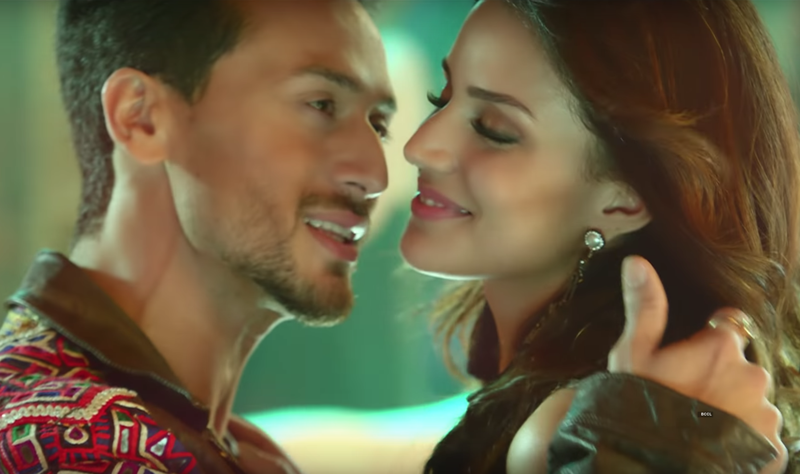 Tiger Shroff's Valentine's Day Music Video for his fans goes viral