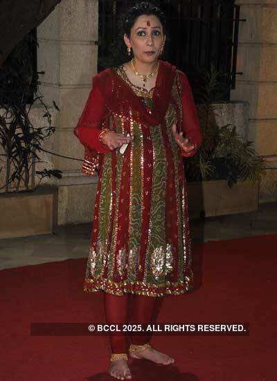 Manyata Dutt delivers twins