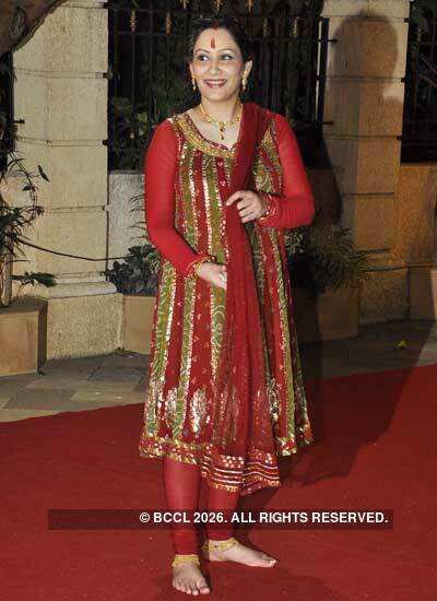 Manyata Dutt delivers twins