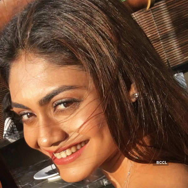 TV star Sreejita De shows off her bikini bod at -10°C temperature