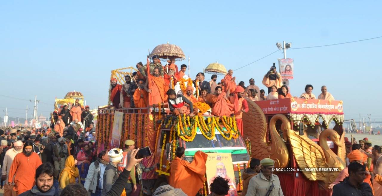 Basant Panchami: Millions of devotees take holy dip in Sangam