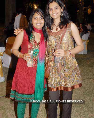 Dr Tushar & Dr Shweta's cocktail bash