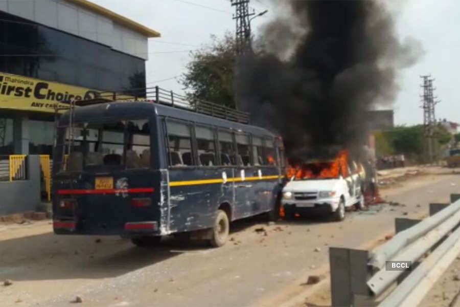 Gujjar quota stir turns violent in Rajasthan