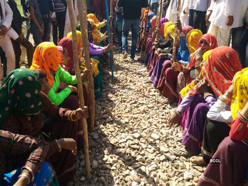 Gujjar quota stir turns violent in Rajasthan