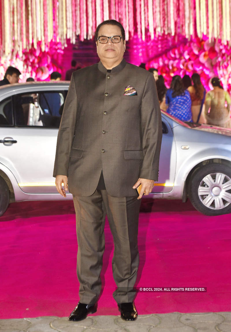 Salman Khan, Sonakshi Sinha, Rekha and others attend Mohammed Morani’s son’s wedding reception