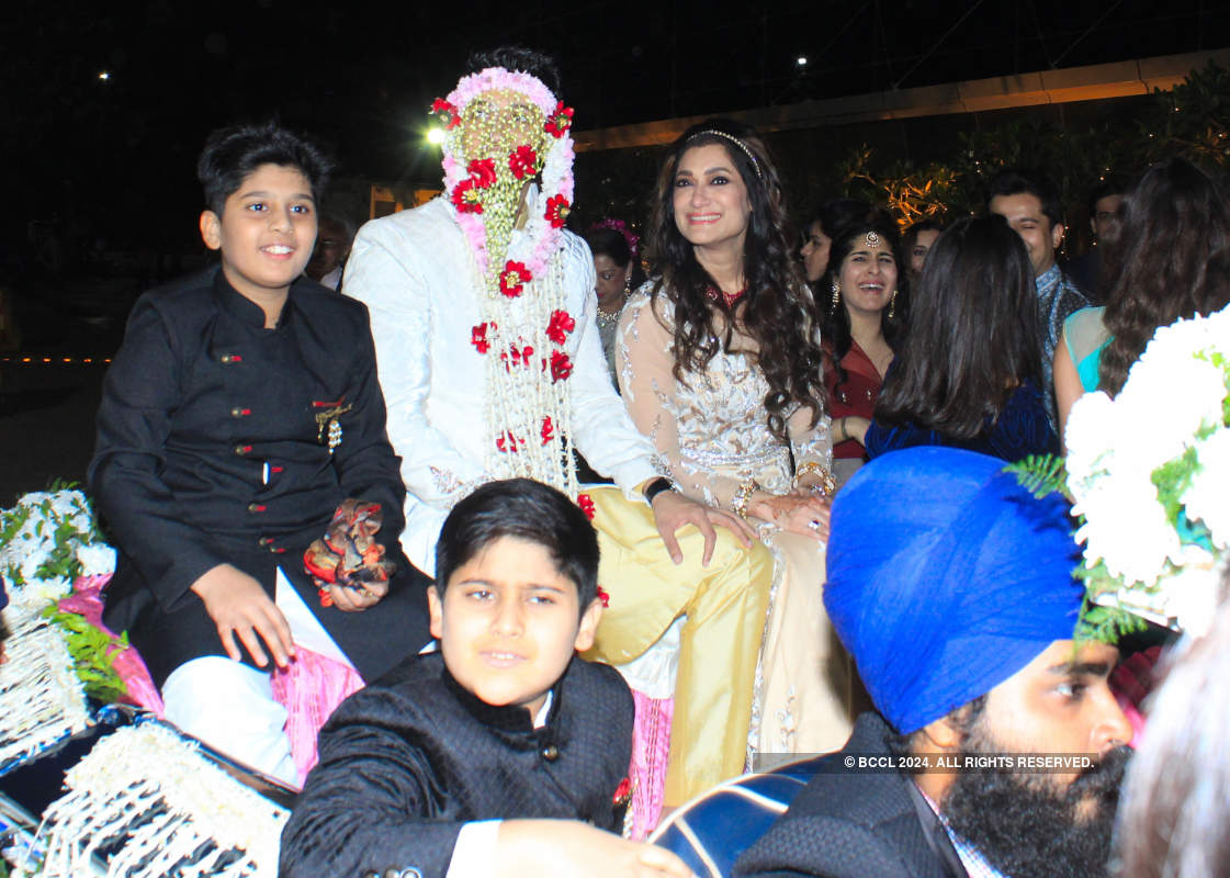 Salman Khan, Sonakshi Sinha, Rekha and others attend Mohammed Morani’s son’s wedding reception
