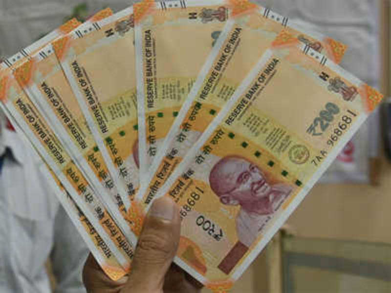 Rs 2000 Note No Of 2 000 Rupee Notes In Circulation Shrinks 7 2 Crore In Fy19 India Business News Times Of India