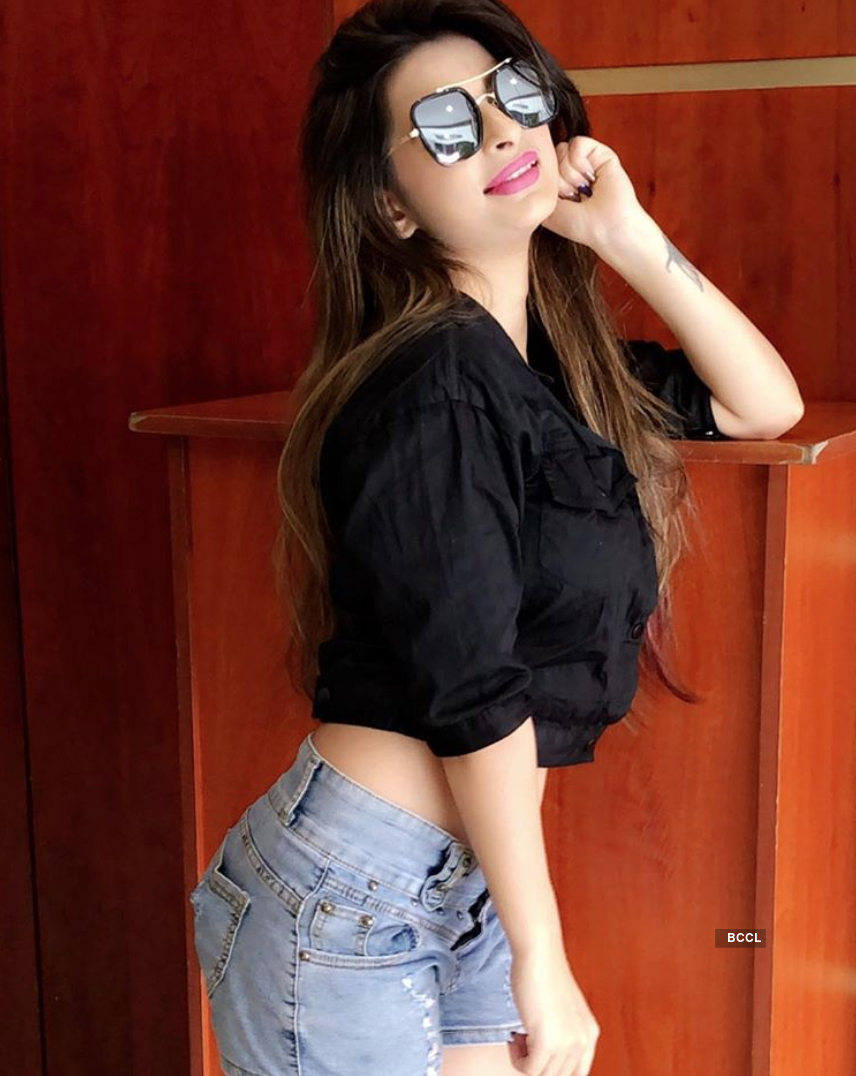 Internet sensation Ankita Dave's bold & sultry pictures go viral