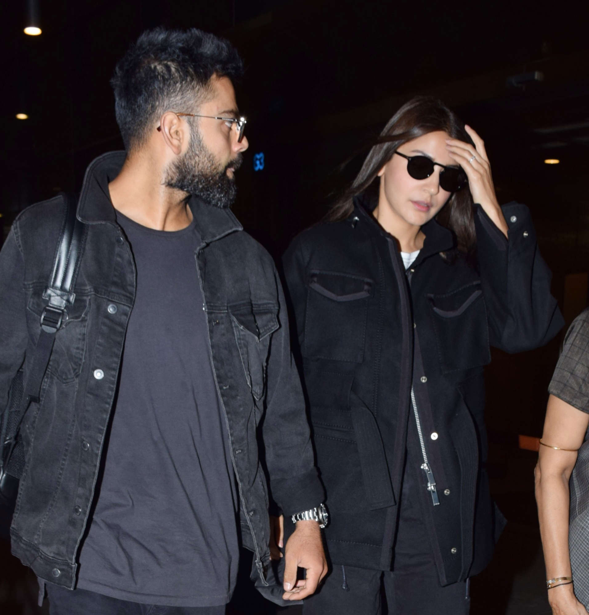   Virat kohli and anushka sharma yogen shah (11) 