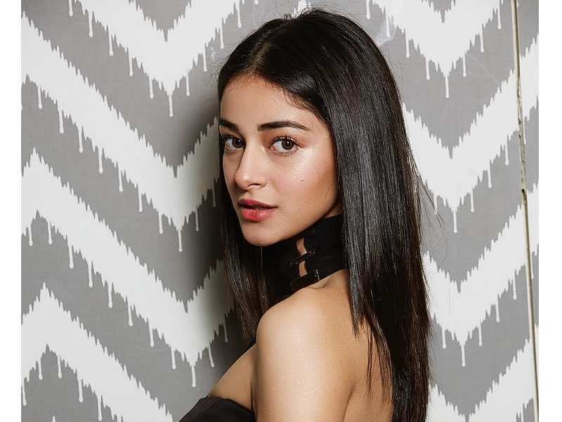 A​fter Sara Ali Khan, Ananya Panday says she would like to go on a coffee date with Kartik Aaryan