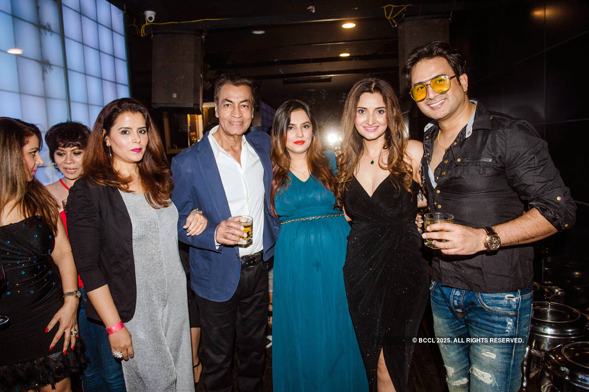 TV stars attend Smriti Khanna’s birthday party