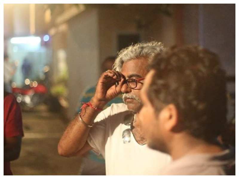 'Dokyala Shot': Director Shivkumar Parthasarathy shares a behind-the-scenes photo from the sets