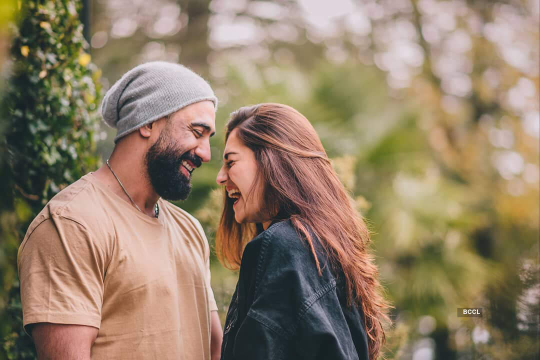 Romantic photos of Amit Sadh & his gorgeous girlfriend Annabel DaSilva