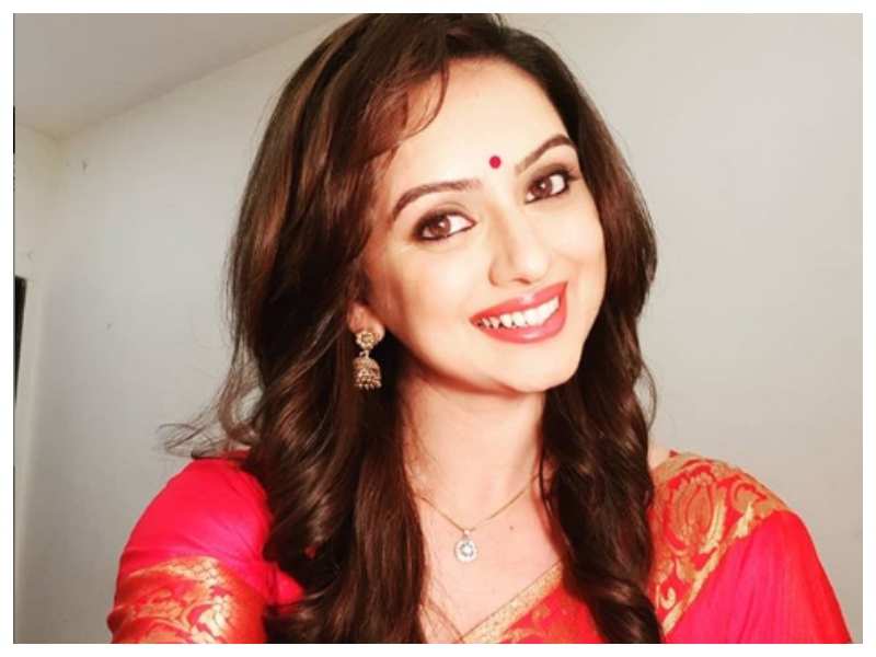 Shruti Marathe looks all radiant in her latest picture