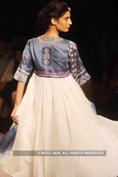 WIFW '11: Anju Modi