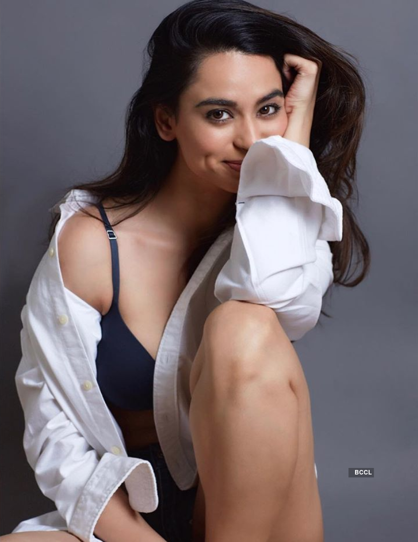 Know more about the talented Bollywood actress Soundarya Sharma