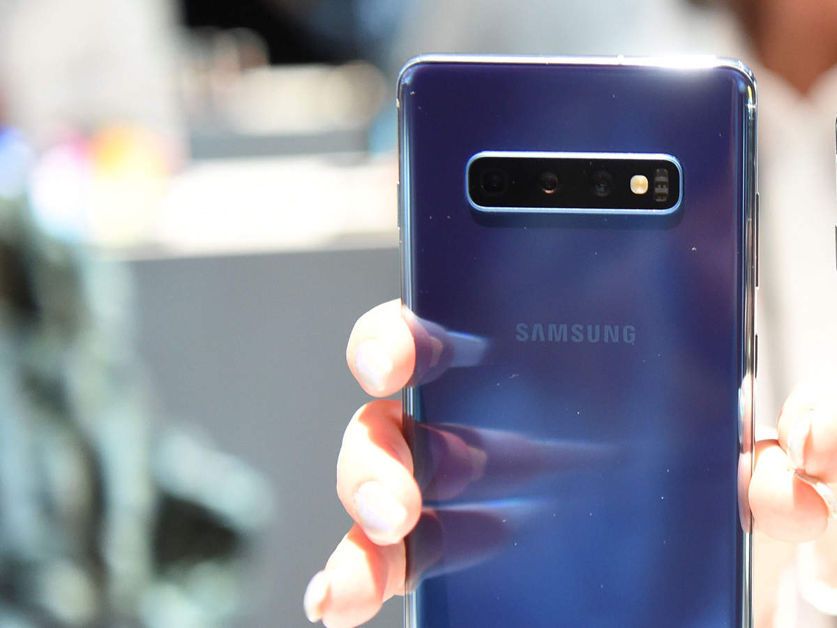 Storage: With 1TB, Samsung Galaxy S10+ offers maximum internal storage