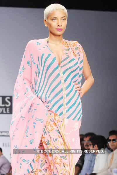 WIFW'11: Anupama Dayal