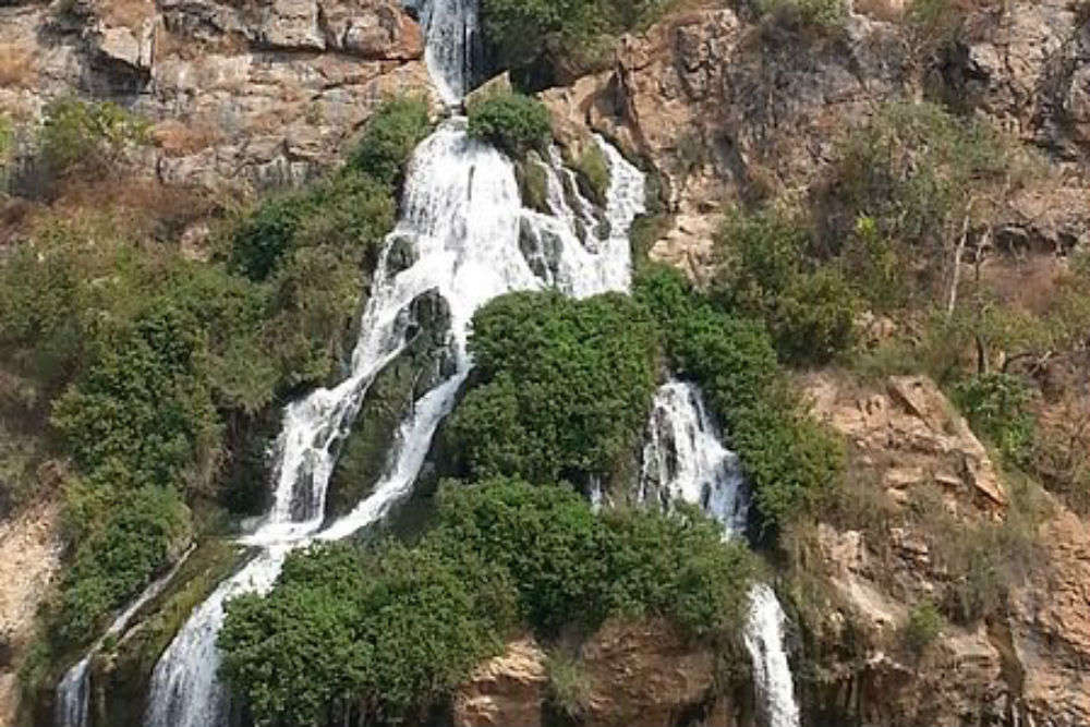 Chunchi Waterfalls A Unique Picnic Spot Near Bangalore You Must See Times Of India Travel