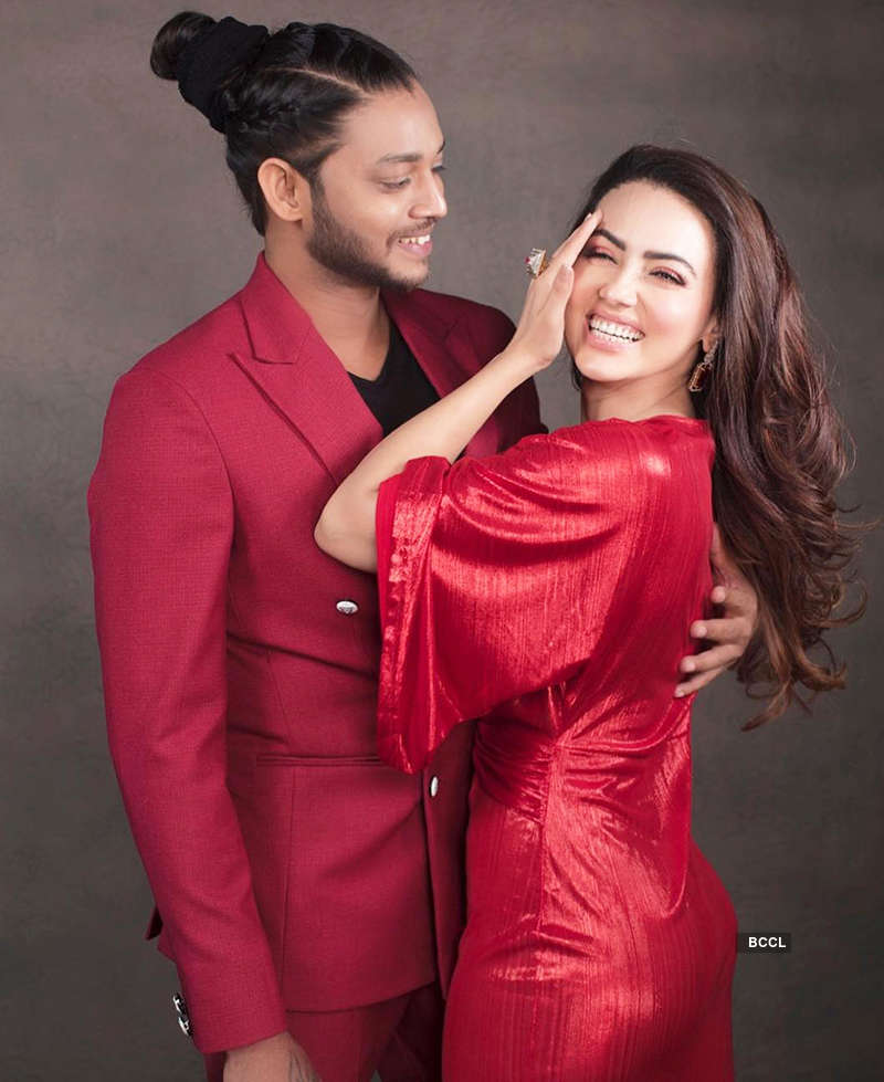 Romantic pictures of much-in-love couple Sana Khaan and beau Melvin Louis