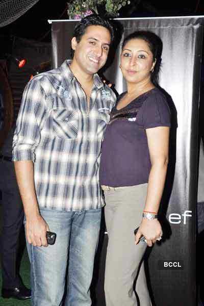 Raghu with wife at the success bash of the TV show 'Master Chef' in ...