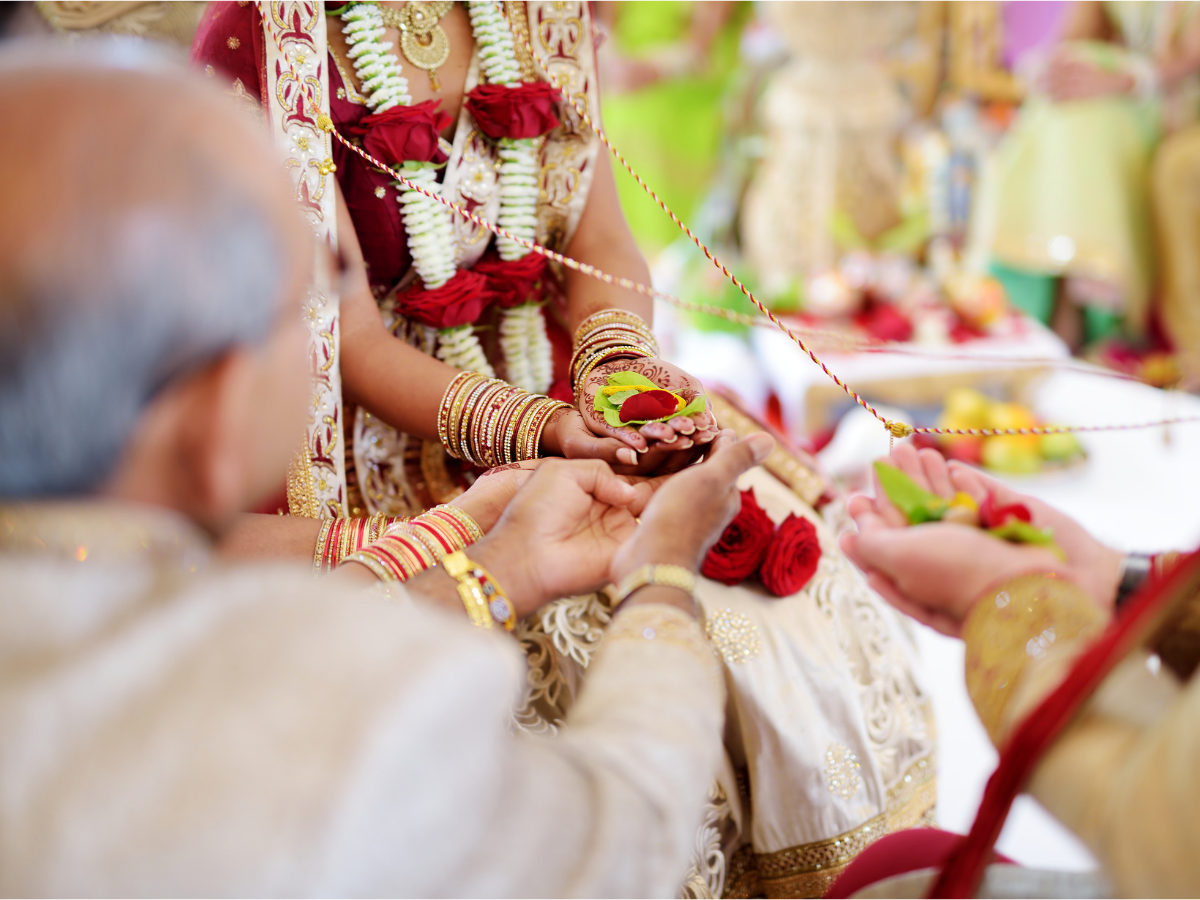 Love Marriage Vs Arrange Marriage Which Is Best In Hindi