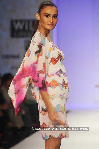 WIFW' 11: Pashma