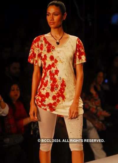 WIFW' 11: Pashma