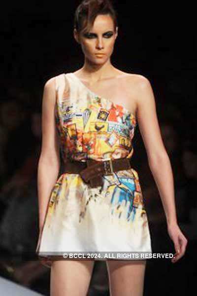 WIFW' 11: Nida Mahmood